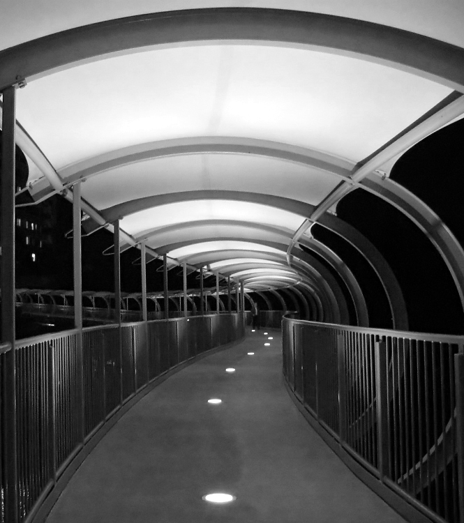 walkway (to Jupiters Casino) ~*