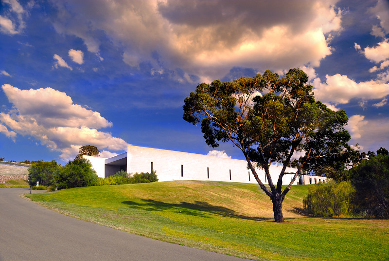 o6/99/380799/1/75275620.DX6mrgps.TarrawarraArtMuseum.jpg