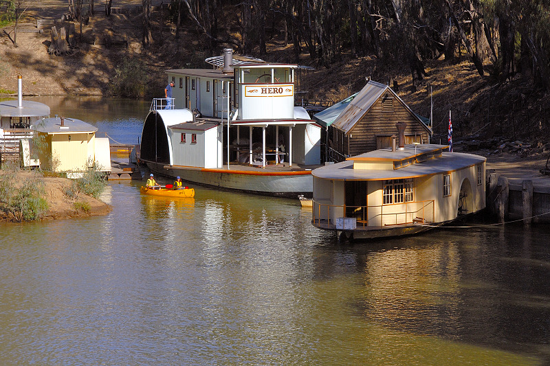 Paddle steamers