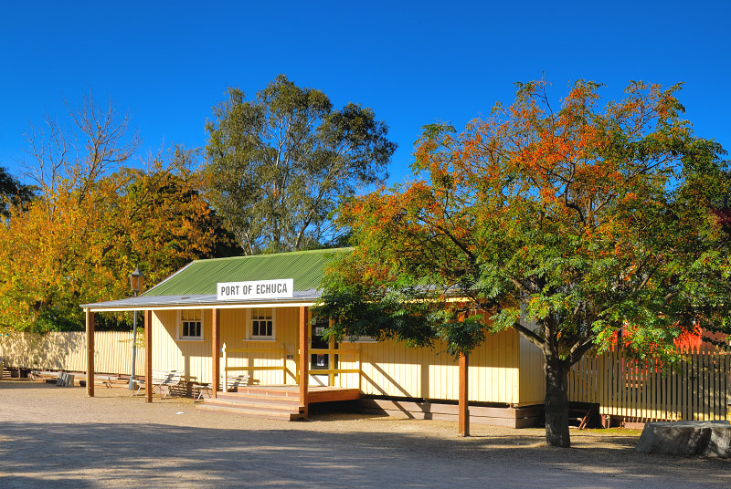 Echuca railway station