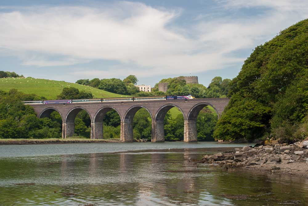 CRW_00070.jpg View of Trematon Castle, Forder Viaduct, Forder Creek & train from Marsh Coombe - Saltash -  A Santillo 2003