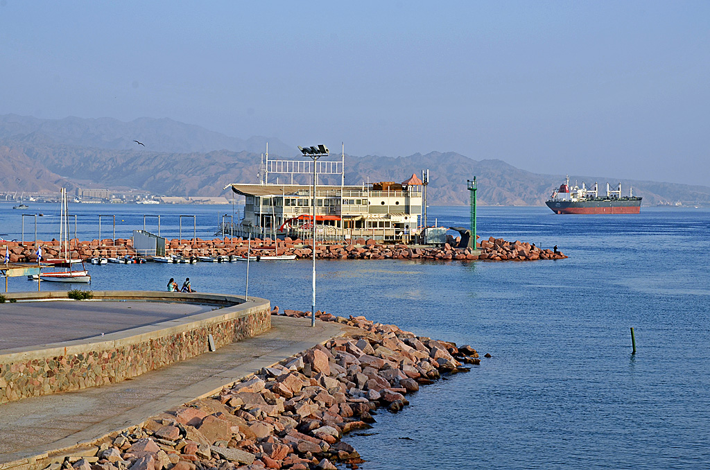 10_Eilat Bay.jpg