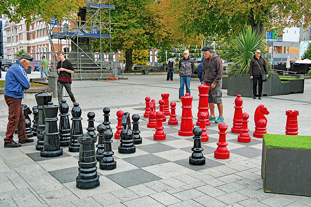 09_Chess at the Cathedral Square.jpg