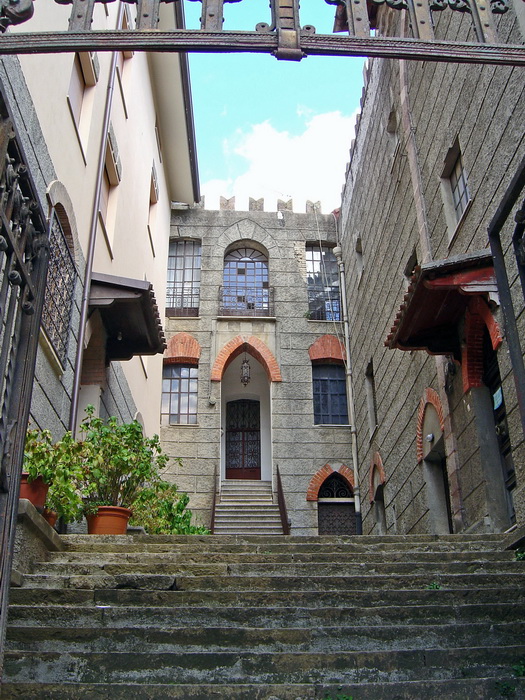 Aritzo  - Castello arangino