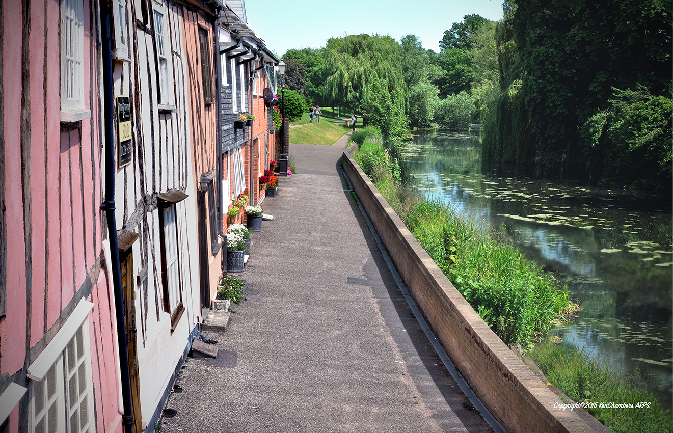 Riverside walk to the park