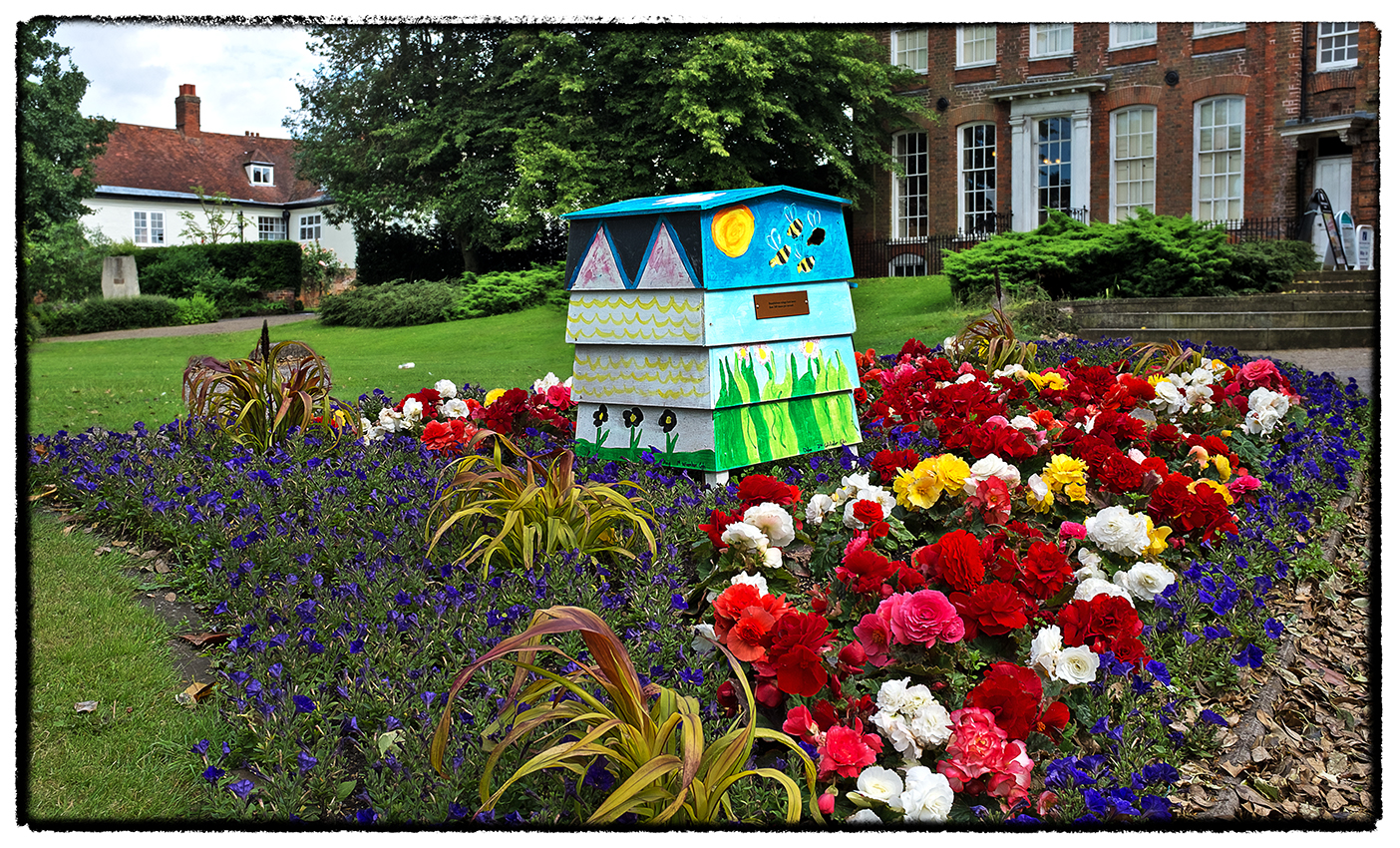 Bee Hive Commemorating the 100 Years of Cub Scouts 