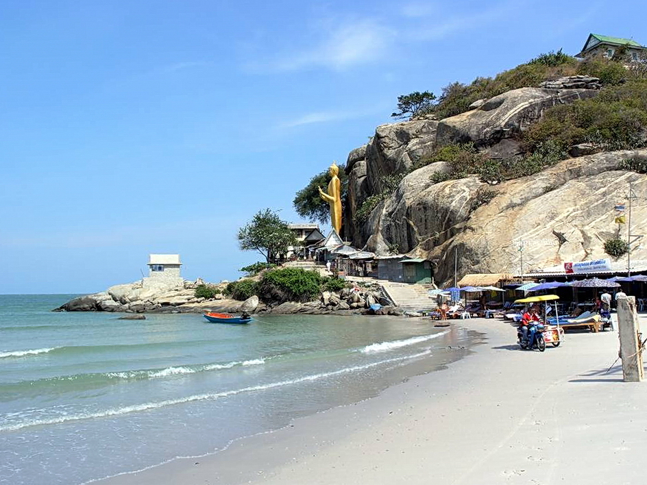 Khao Takiab - Beach