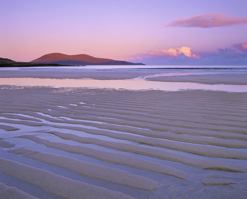 Cerise Traigh Lar