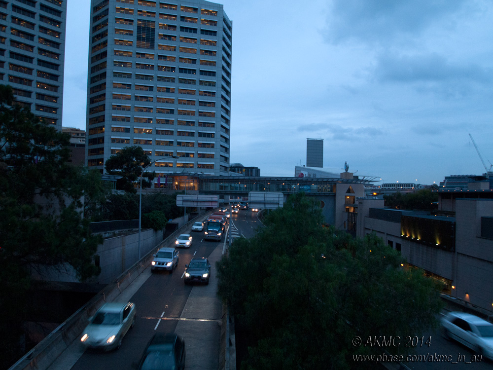 20140410_4103007 The Road Home, Dusk (Thu 10 Apr)