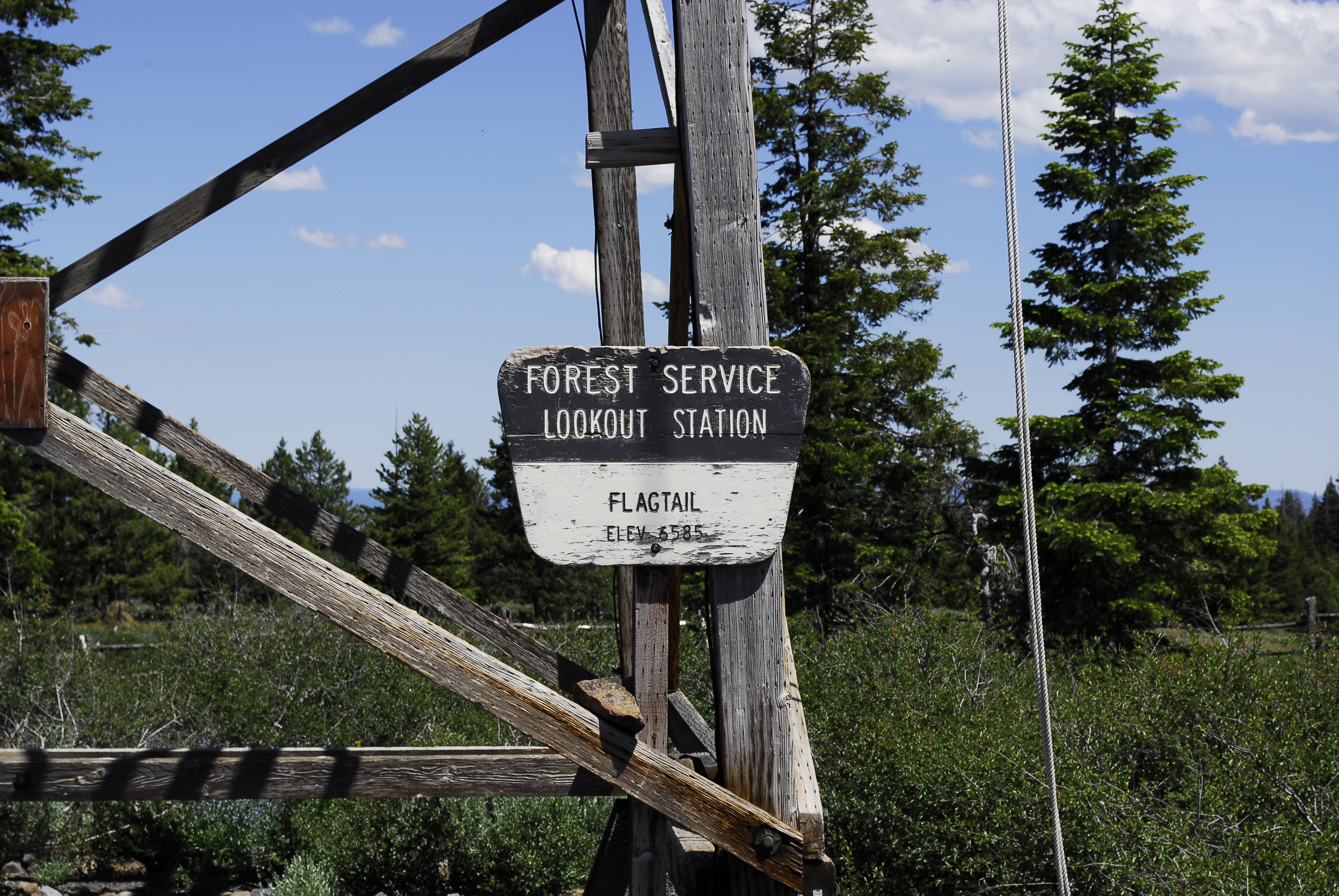 Sign on Flagtail Lookout.
