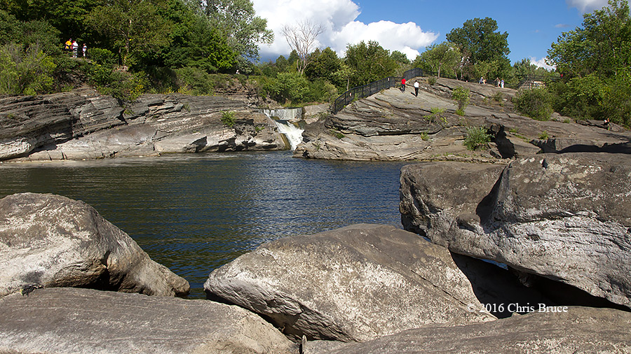 Hogs Back Falls