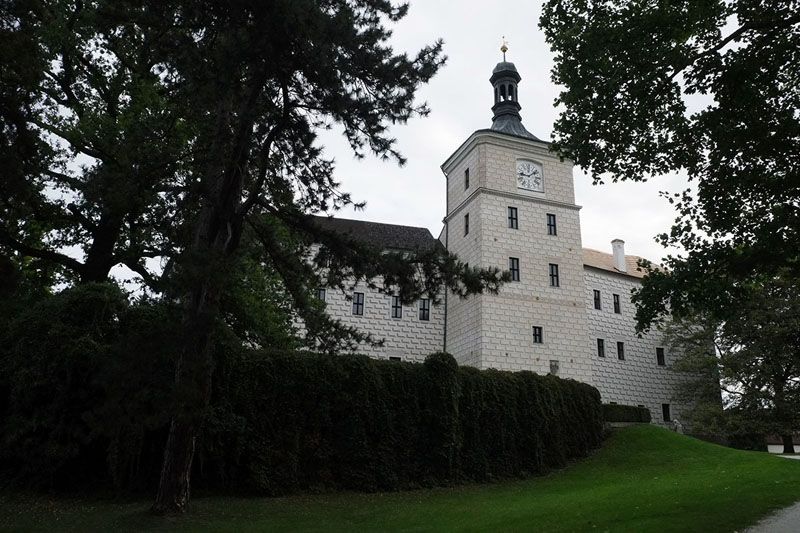 Březnice castle