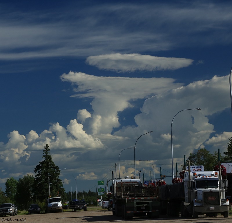 IMG_1004pb clouds over millet.JPG