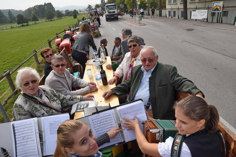 ist musikalisch unterwegs