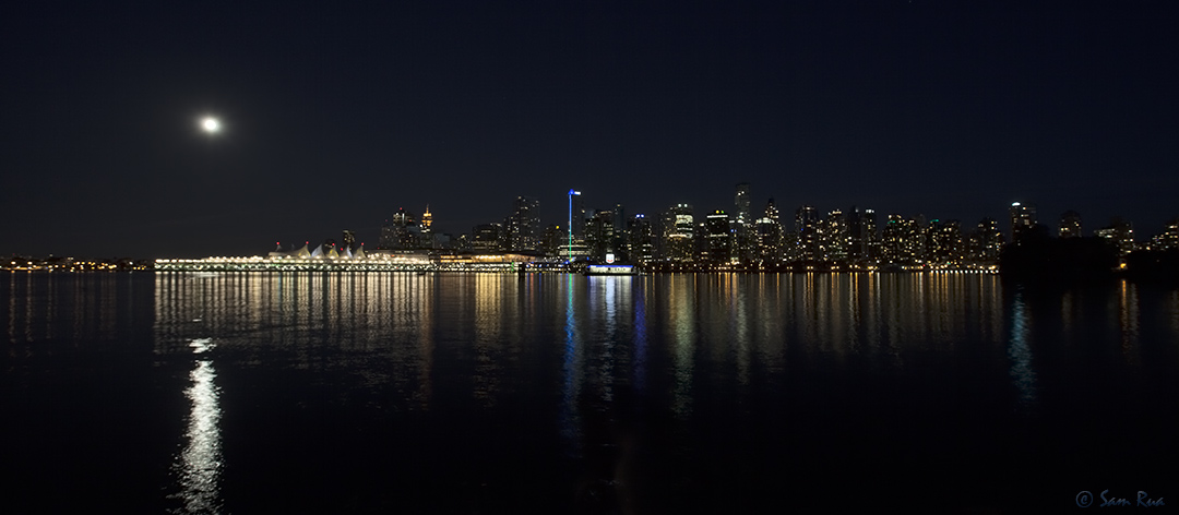 Vancouver Skyline Super Moon