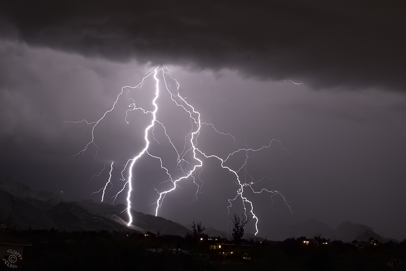 Catalina Foothills Lightning