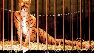 o9/03/809203/1/153216107.ozxKHWZ3.Tigerincagebodypainting.jpg