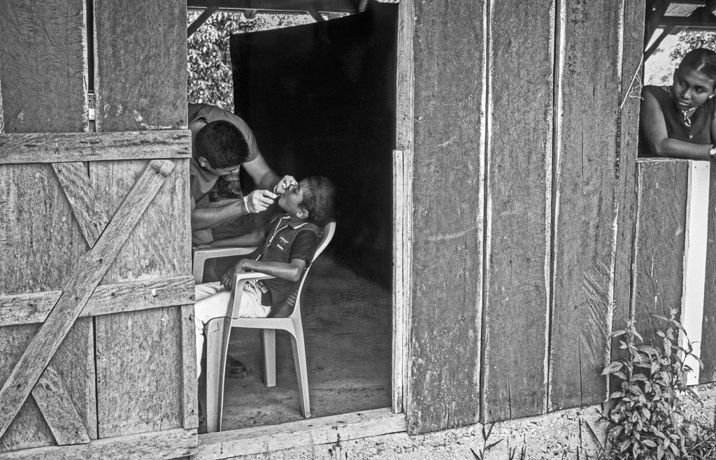 The Dentist, B&W