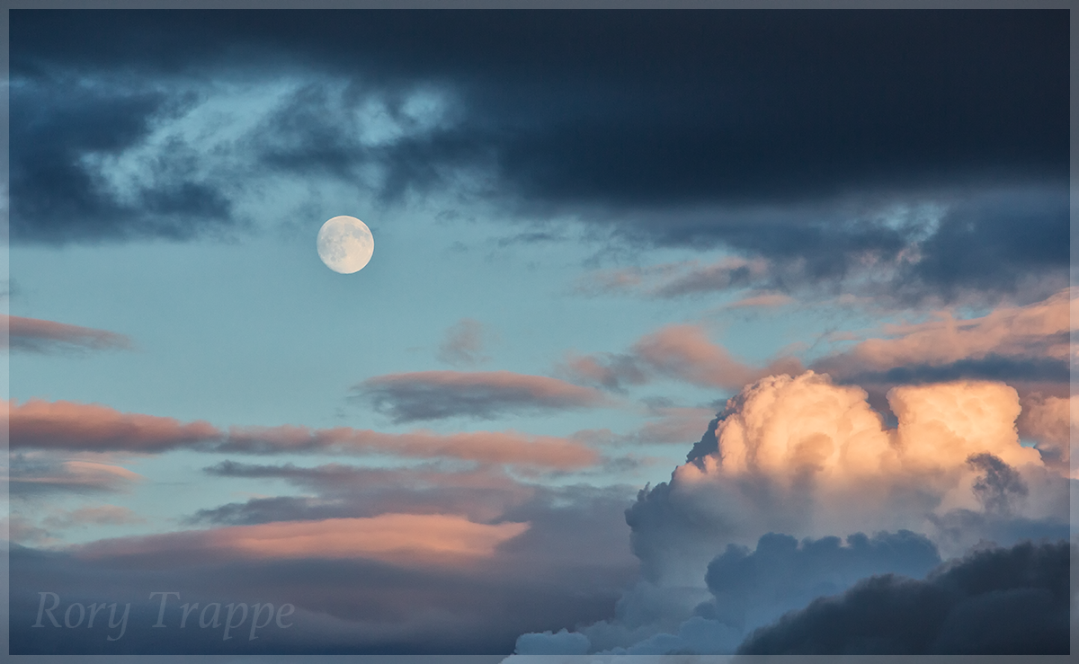moon.png