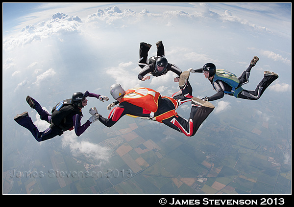 skydogs002.jpg