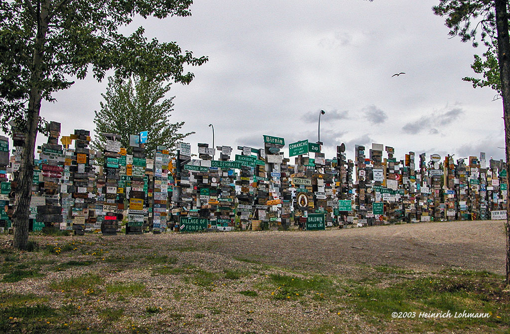 DSCN2709-Watson Lake.jpg