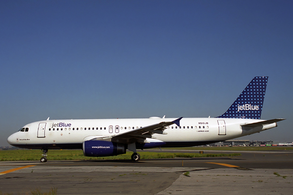 JETBLUE AIRBUS A320 JFK RF 1629 27.jpg