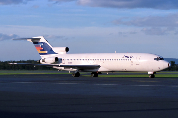 ANSETT BOEING 727 200 HBA RF 168 5.jpg