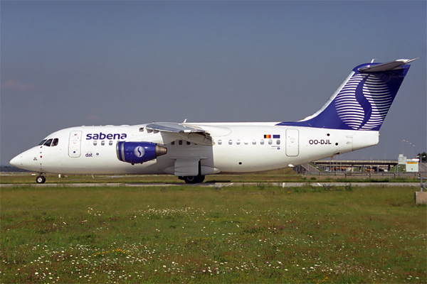 SABENA AVRO RJ85 MUC RF 1551 27.jpg