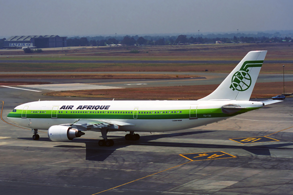 AIR AFRIQUE AIRBUS A300 600R JNB RF 1061 20.jpg