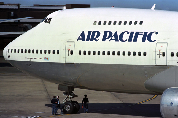 AIR PACIFIC BOEING 747 200 SYD RF 073 8.jpg