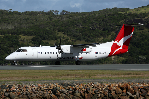 QANTAS LINK DASH 8 300 HTI RF 5K5A9577.jpg