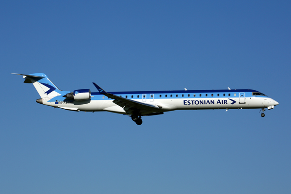 ESTONIAN AIR CANADAIR CRJ900 AMS RF 5K5A1681.jpg