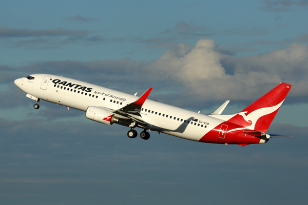 QANTAS BOEING 737 800 BNE RF 5K5A9793.jpg