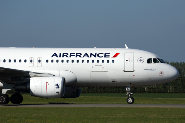 AIR FRANCE AIRBUS A320 AMS RF 5K5A2087.jpg