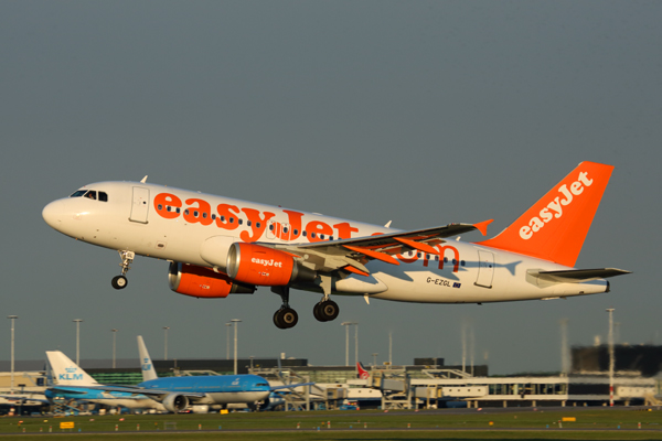 EASYJET AIRBUS A319 AMS RF 5K5A2275.jpg