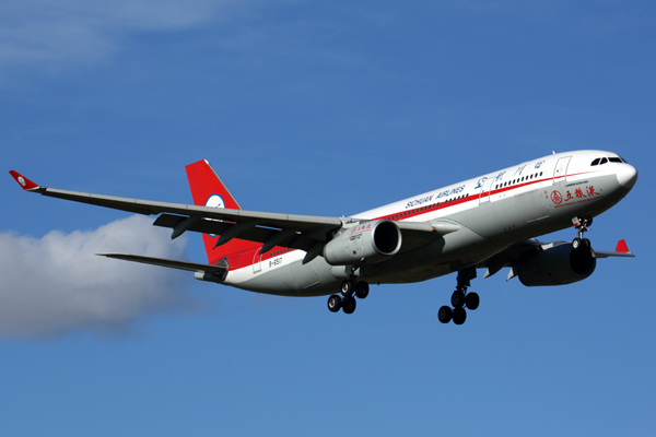 SICHUAN AIRLINES AIRBUS A330 200 MEL RF 5K5A2477.jpg