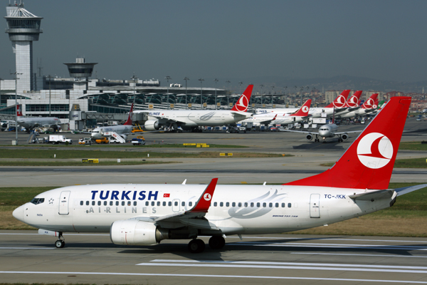 TURKISH AIRLINE BOEING 737 700 IST RF 5K5A0490.jpg