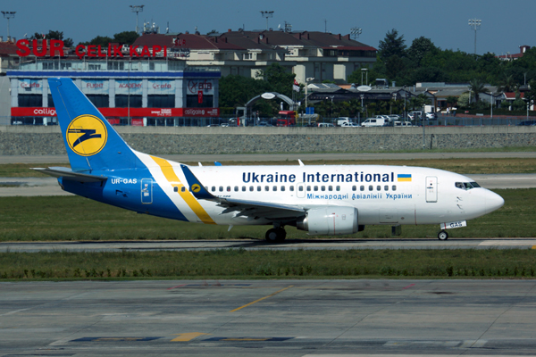 UKRAINE INTERNATIONAL BOEING 737 500 IST RF 5K5A1218.jpg
