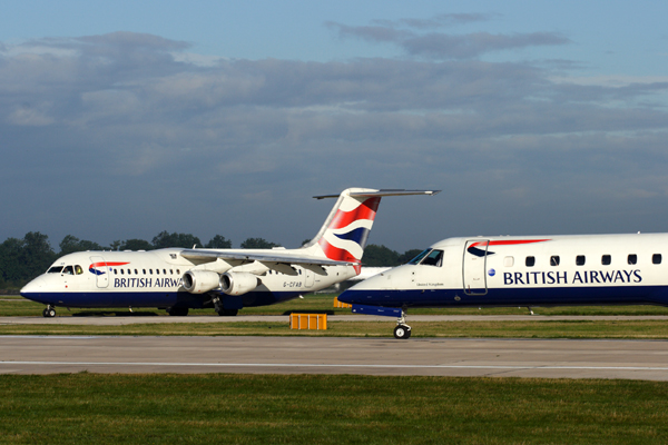 BRITISH AIRWAYS AIRCRAFT MAN RF IMG_1862.jpg