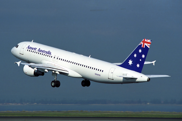 ANSETT AUSTRALIA AIRBUS A320 SYD RF 399 23.jpg