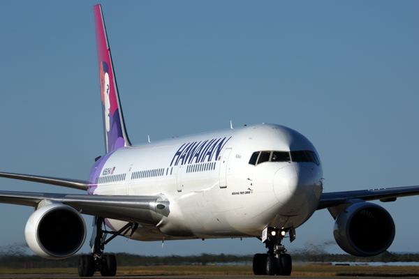 HAWAIIAN BOEING 767 300 BNE RF 5K5A3700.jpg