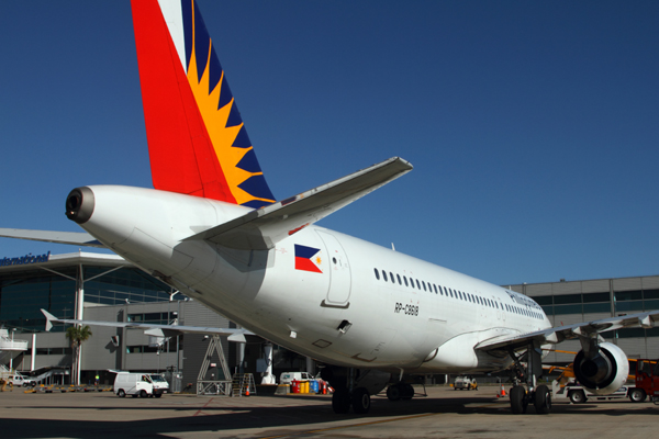 PHILIPPINES AIRBUS A320 BNE RF IMG_0072.jpg