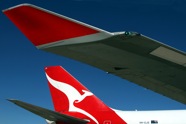 QANTAS BOEING 747 400 BNE RF IMG_0130.jpg