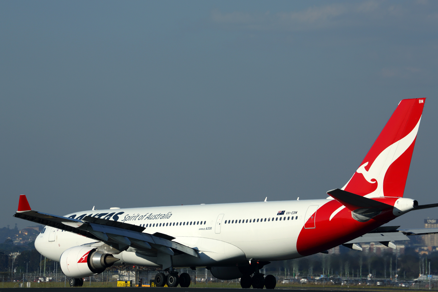 QANTAS AIRBUS A330 200 SYD RF 5K5A4220.jpg