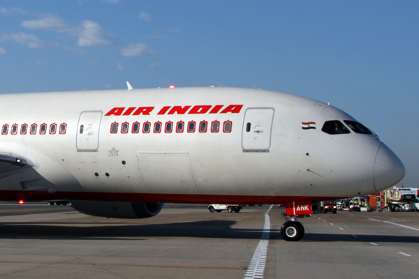 AIR INDIA BOEING 787 8 SYD RF IMG_0169.jpg