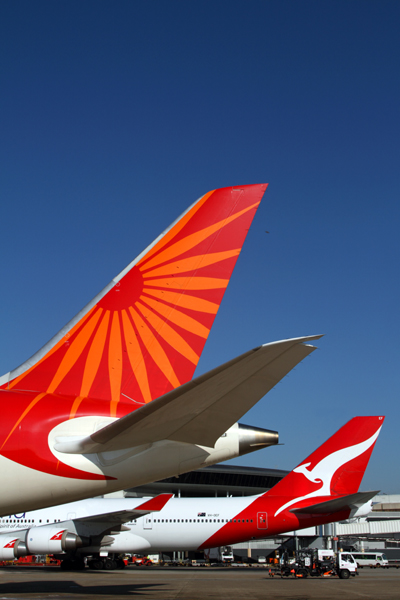 AIR INDIA QANTAS AIRCRAFT SYD RF IMG_0196.jpg