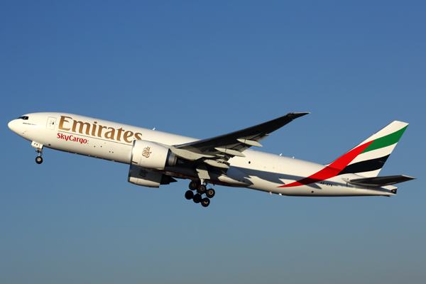 EMIRATES SKY CARGO BOEING 777F SYD RF 5K5A4285.jpg