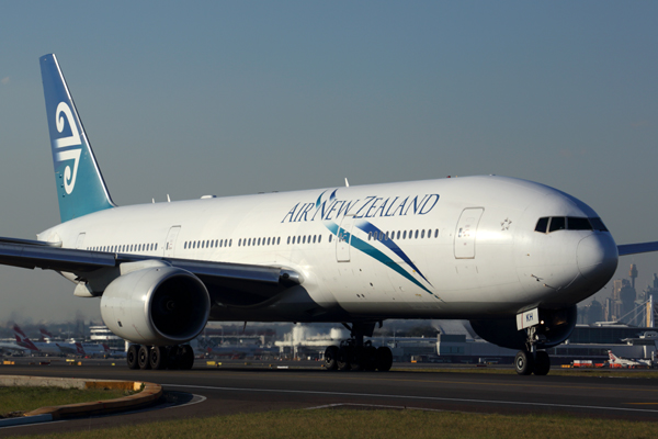 AIR NEW ZEALAND BOEING 777 200 SYD RF 5K5A4250.jpg
