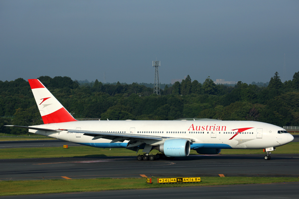 AUSTRIAN BOEING 777 200 NRT RF 5K5A5242.jpg