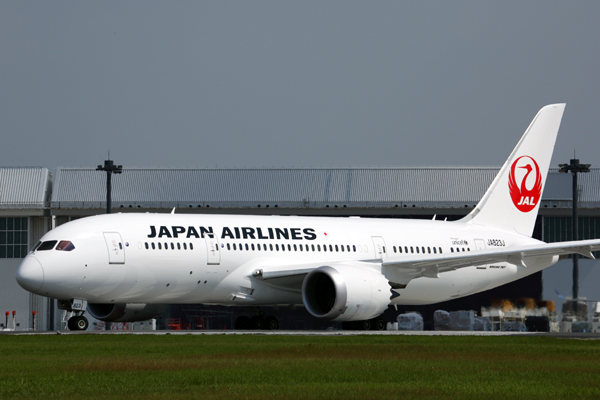 JAPAN AIRLINES BOEING 787 8 NRT RF 5K5A5331.jpg